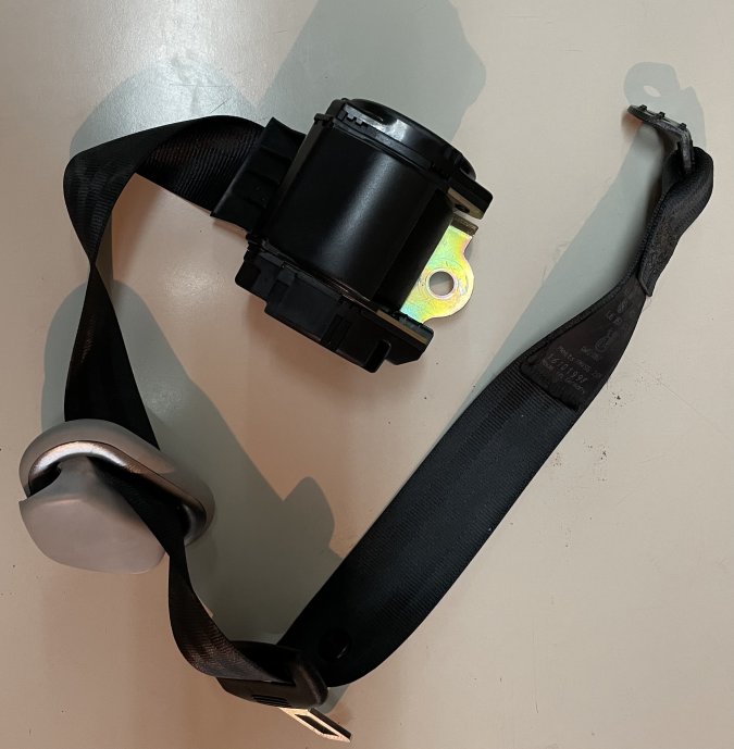 sigurnosni pojas pozadi levo 1J6857805F