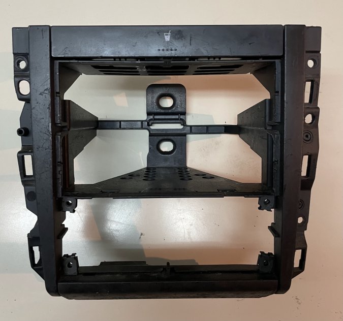 konsola sa drzacem za case 1J1858069G01C 1J0858601