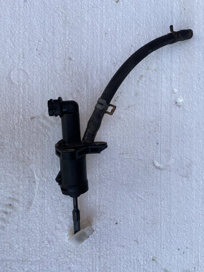 GLAVNI CILINDAR kvacila 6Q0721388D