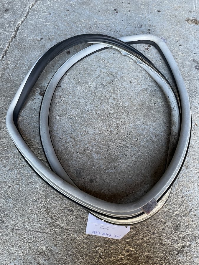 Keder zadnjih vrata levo/desno 6Y9867367C