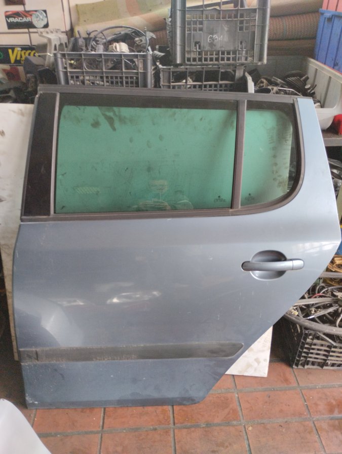 škoda fabia Mk2 Vrata 5J6833055