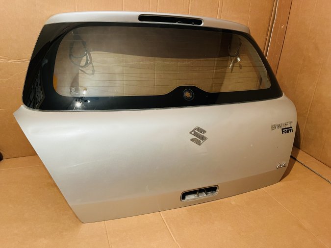 gepek vrata 69100-63J23