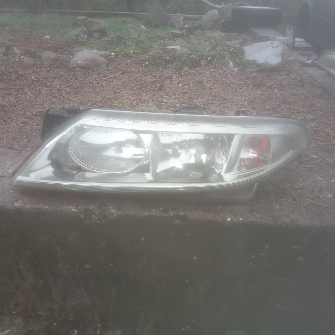 Levi far Renault Laguna 2 1