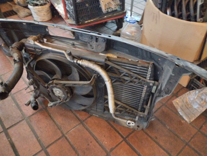 škoda fabia mK2 prednji vezni lim  5J0805591