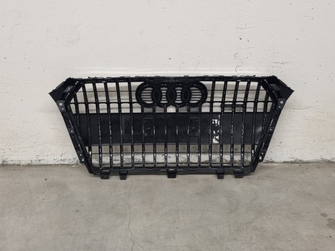 Audi A4 / B9 / 8W / 2015-2019 / Allroad / Maska / ORIGINAL / NOVO 8W0853651R 