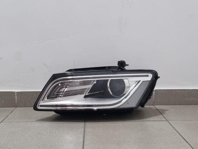 Audi Q5 / 8R / 2012-2016 / Levi far / Xenon / LED / ORIGINAL / NOVO  8R0941043C