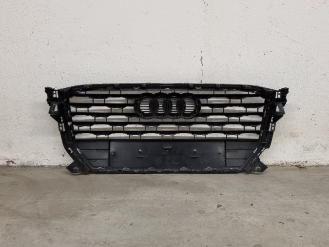 Audi Q2 / 81A / 2016-2020 / S-Line / Black Edition / Maska / ORIGINAL  81A853651 