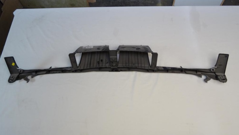 NOSAČ ZADNJEG BRANIKA 741644