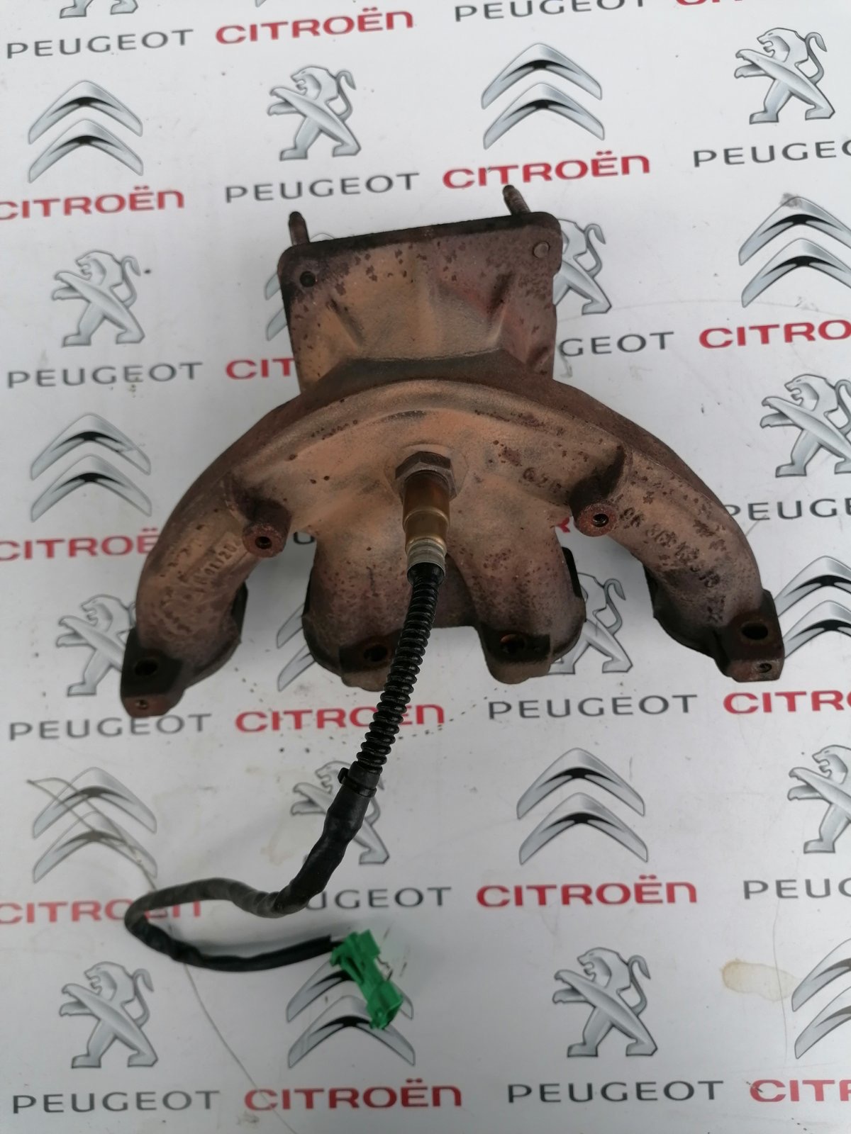 IZDUVNI KOLEKTOR 0341F9