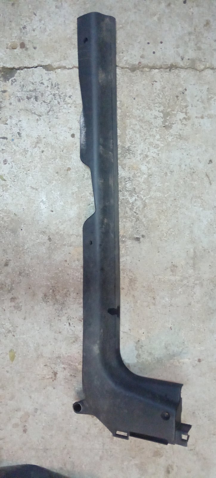 PLASTIKA OBLOGA PRAGA LEVO 8274E7