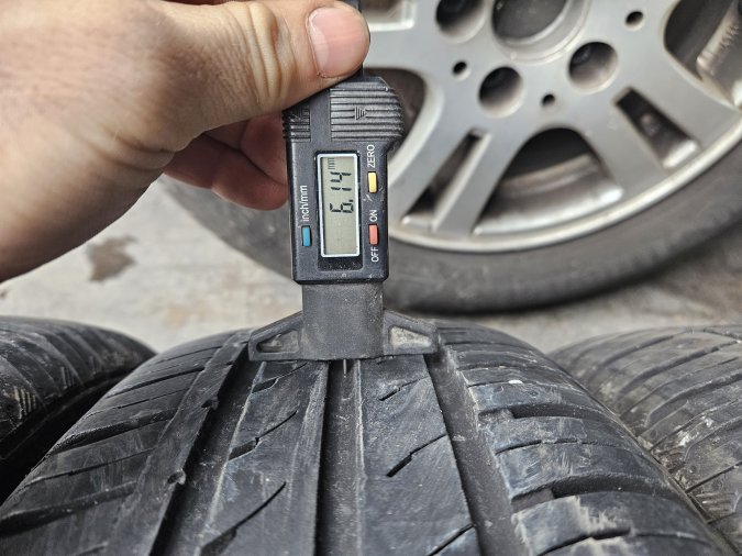 185/60 R14 Continental
