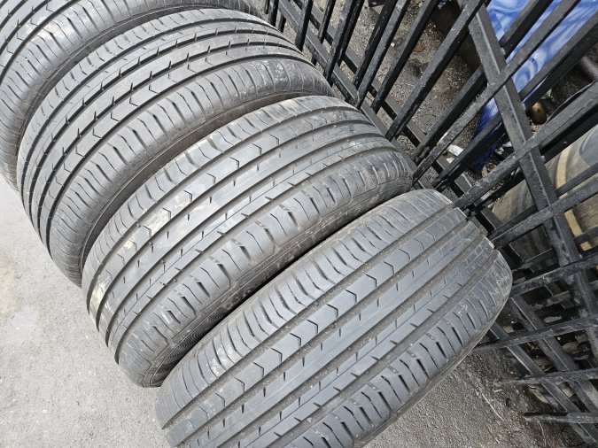 205/55 R16 Continental