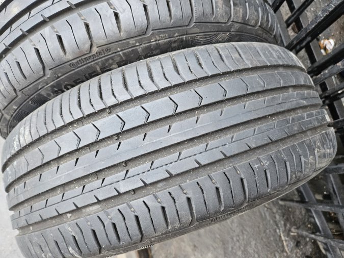 205/55 R16 Continental
