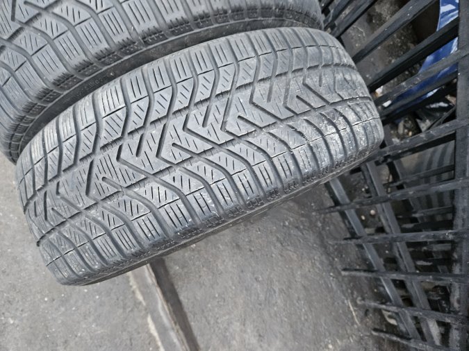 205/55 R16 Pireli