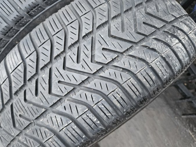 205/55 R16 Pireli