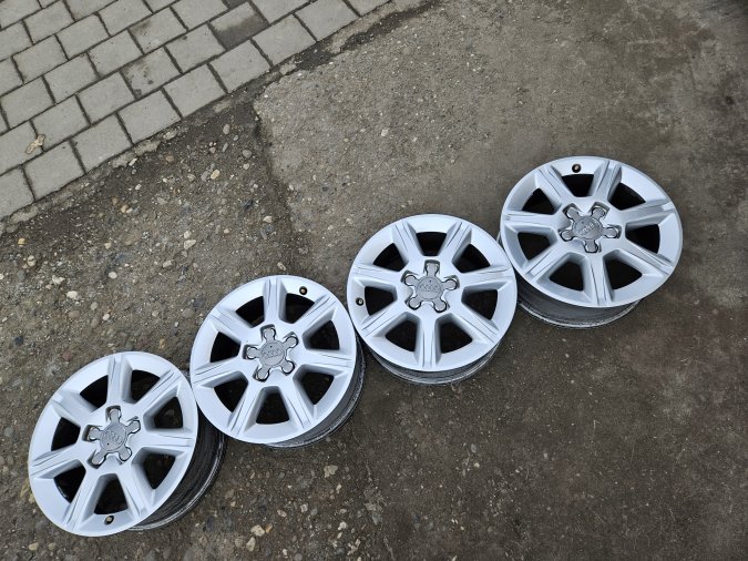 Aluminijumska felna 7J x R16 ET -40