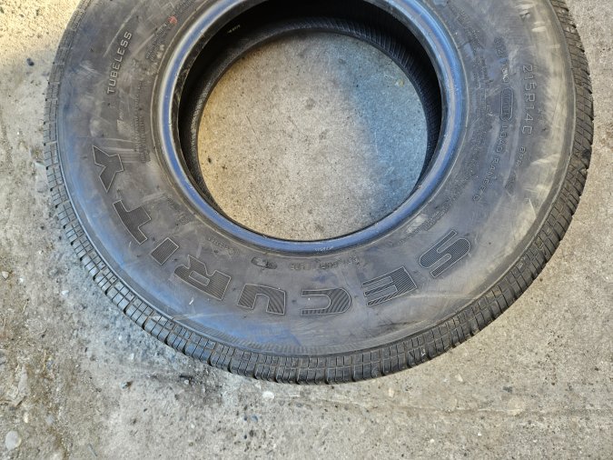 215/80 R14 Riken