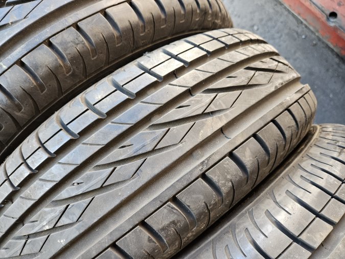195/65 R15 Continental