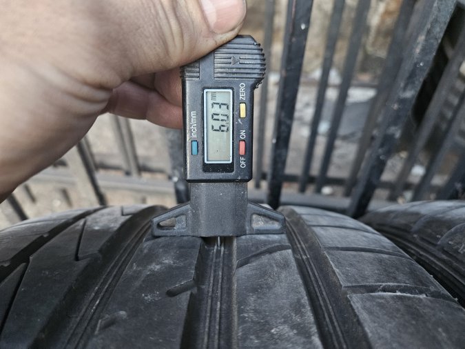 245/40 R17 Hankook