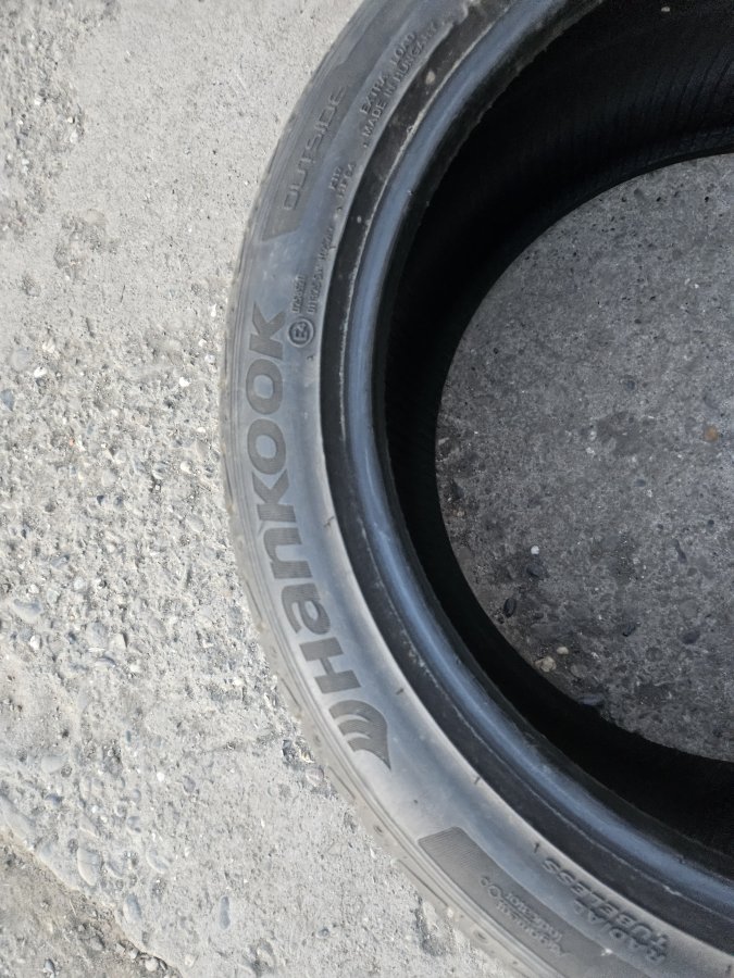 245/40 R17 Hankook