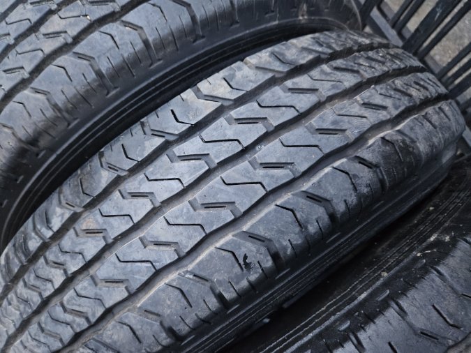 185/80 R15 Sava