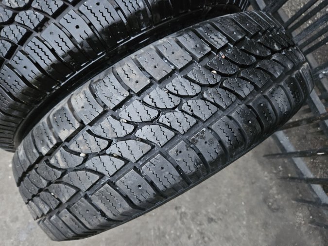 195/70 R15 Tigar