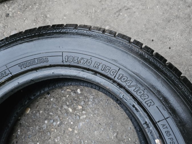 195/70 R15 Tigar