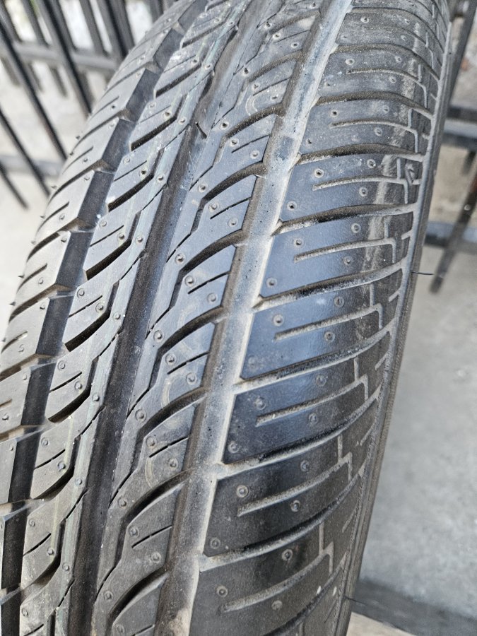 165/80 R15 Kumho Tire