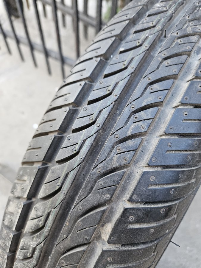 165/80 R15 Kumho Tire