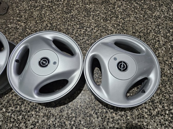 Aluminijumska felna 5.5J x R14 ET -39