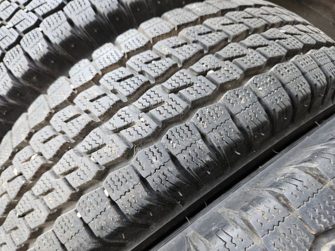 185/80 R14 Firestone