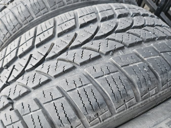 205/55 R16 Tigar