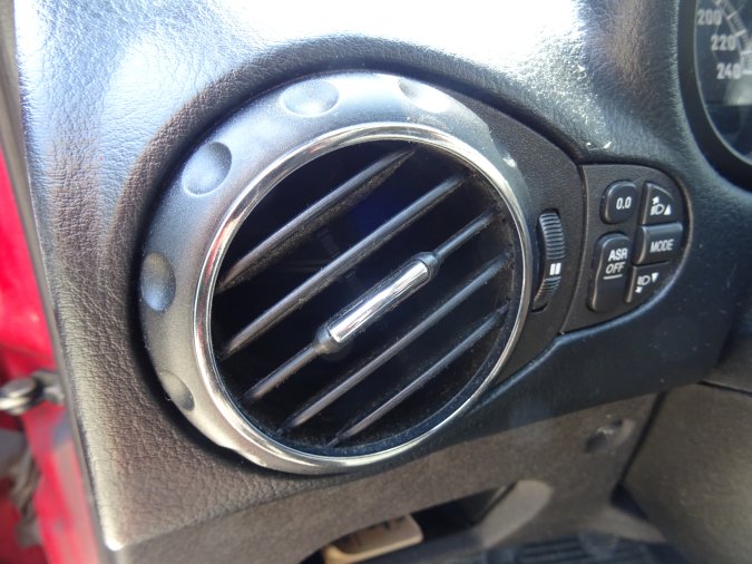 VENTILACIJA LEVA 156059711