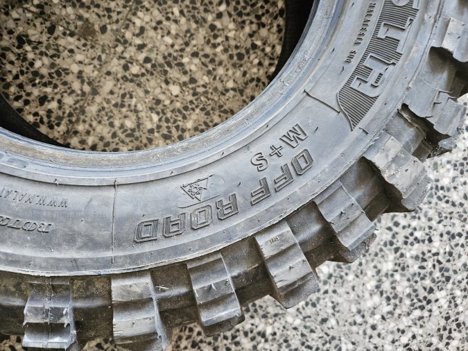 235/70 R16 Vortex