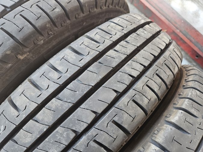 185/80 R14 Michelin