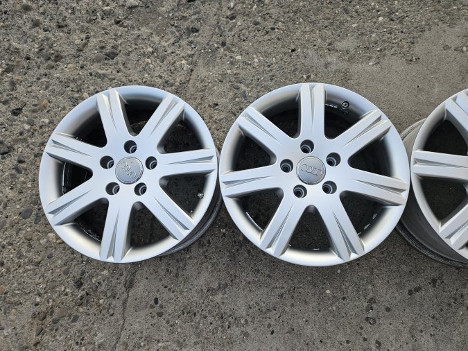 Aluminijumska felna 8J x R18 ET 0