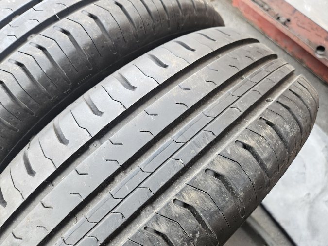 195/65 R15 Continental