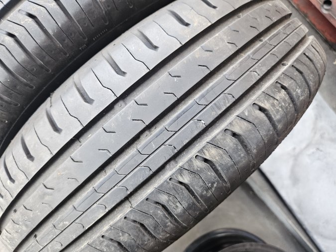 195/65 R15 Continental