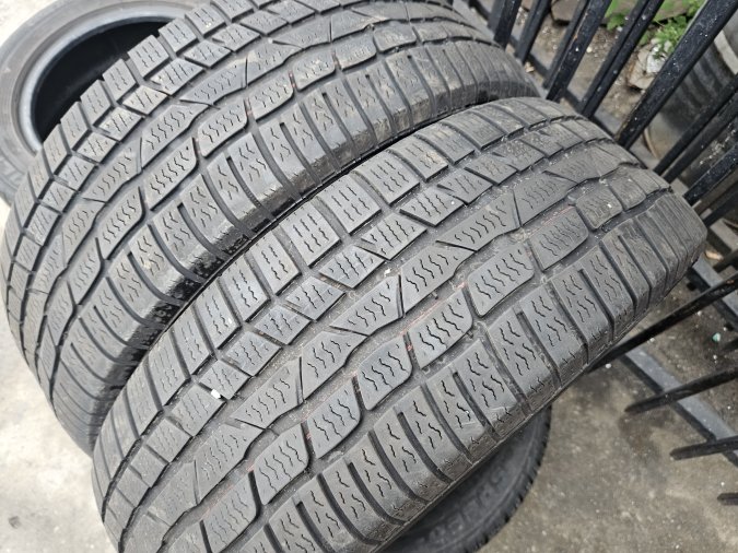 205/60 R16 Continental