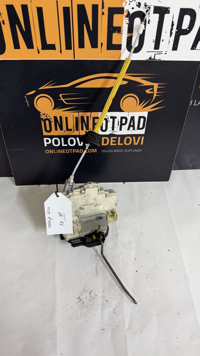 brava vrata napred levo 4F1837015E