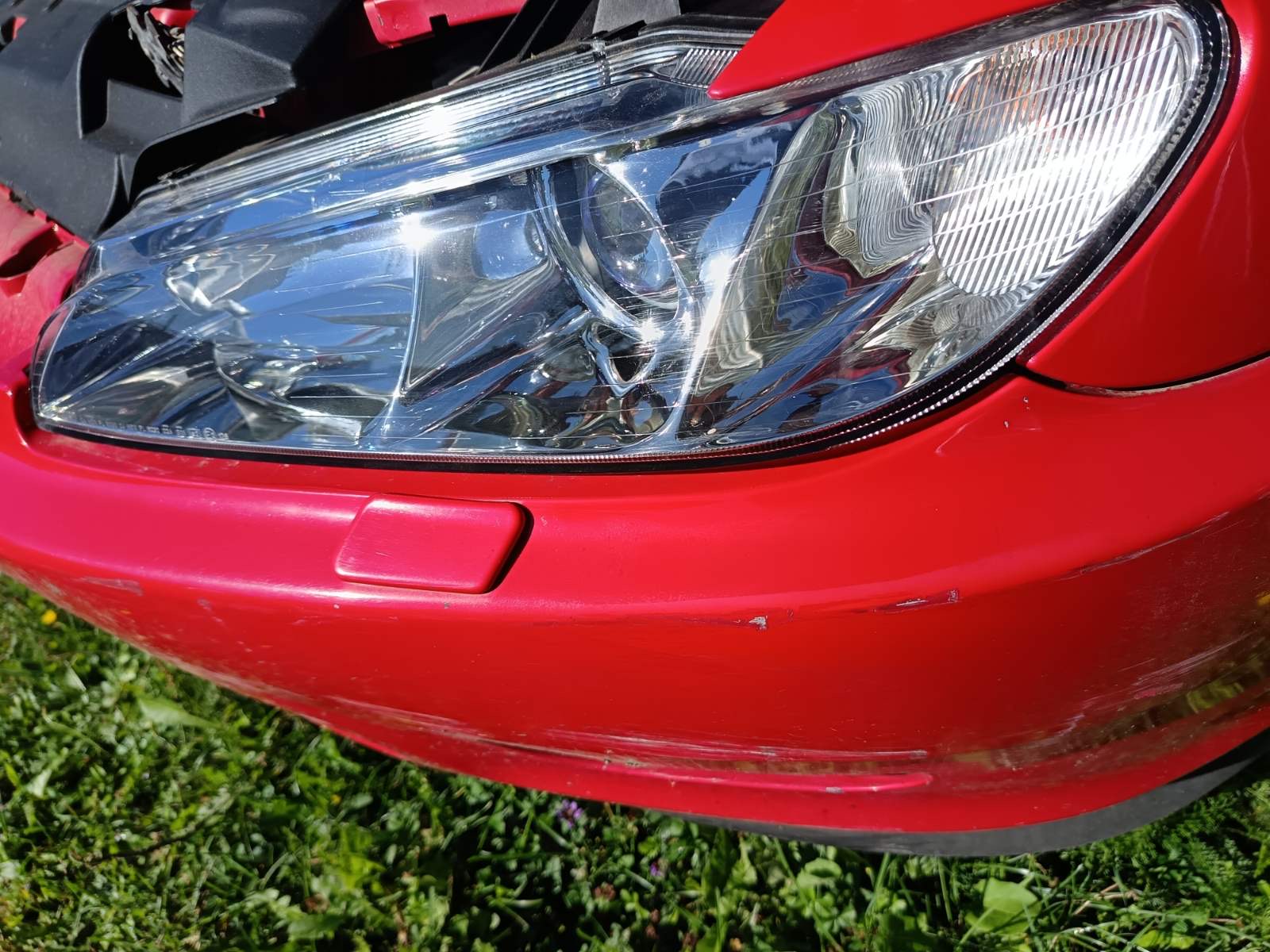 PREDNJI FAR LEVO Treba potvrditi 6204V3