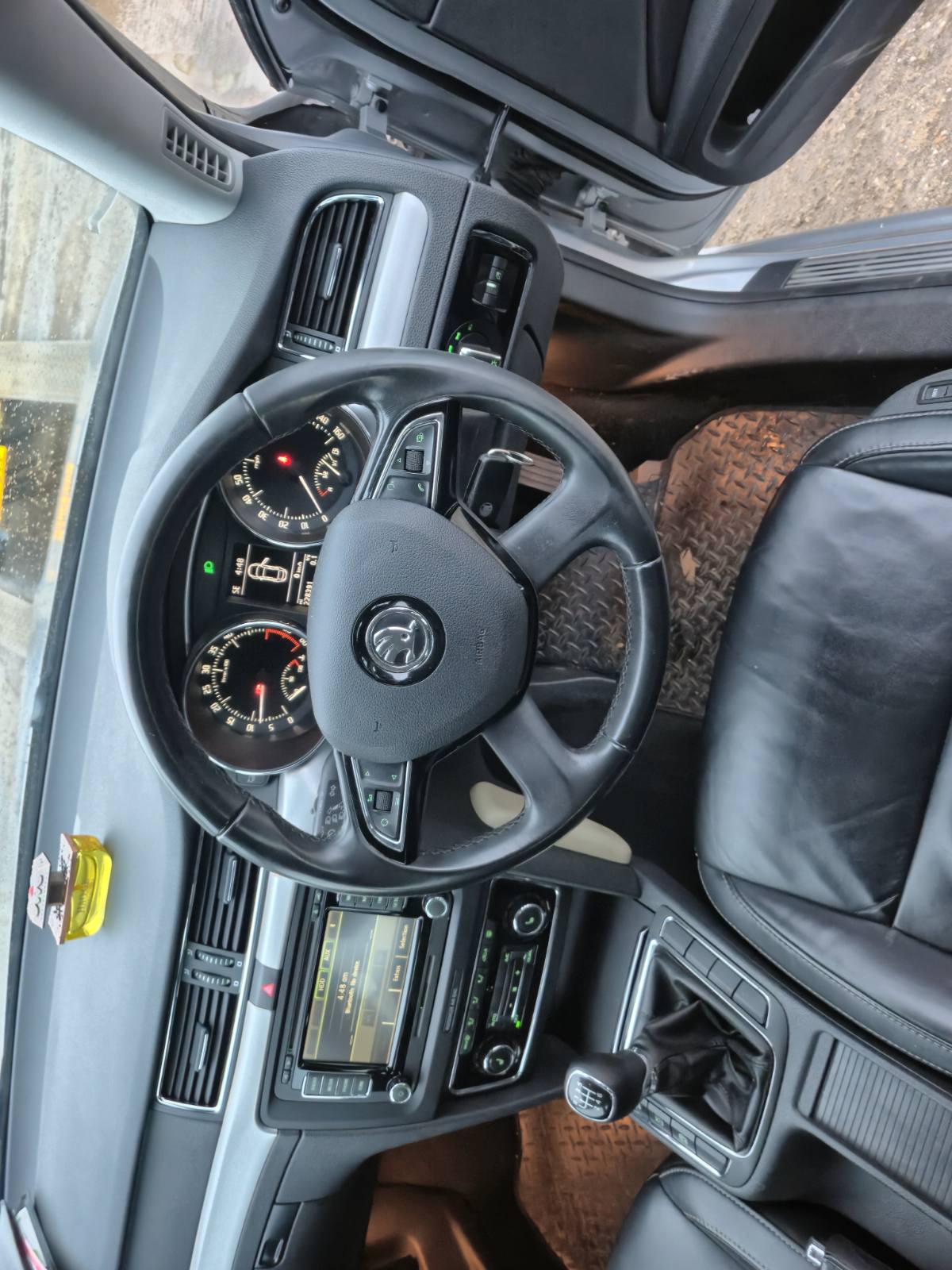 Škoda Superb II (3T facelift)1.6 TDI CR GreenLine 1