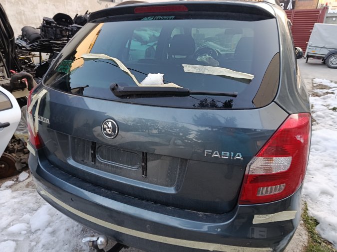 STAKLO GEPEKA fabia  karavan 5J9845297K